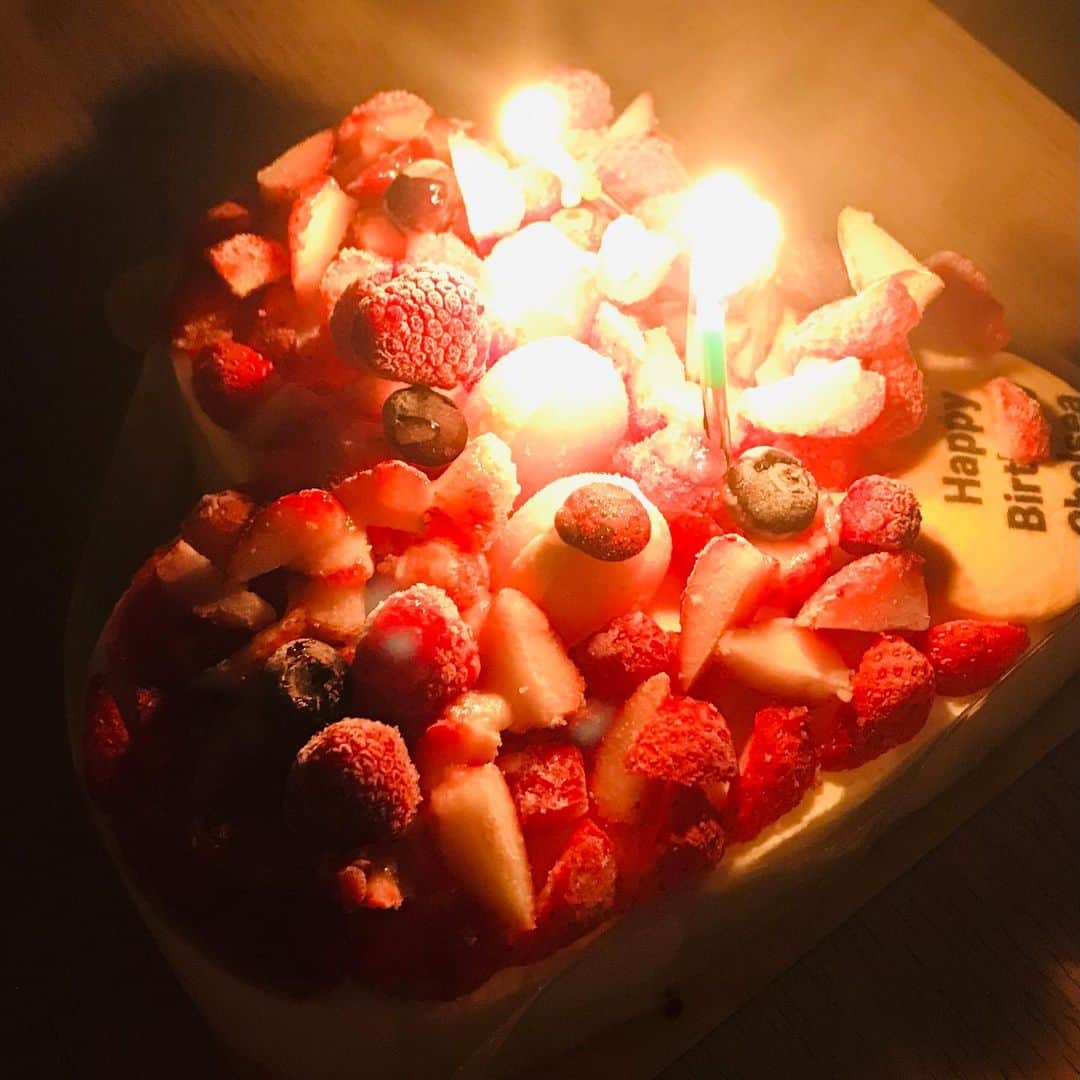 尾木直樹さんのインスタグラム写真 - (尾木直樹Instagram)「今日はお孫ちゃんの誕生会しました♪♪プレゼント、喜んでくれましたよ！ お料理もケーキも素敵でした､、 ｰ #元気に育て#お孫ちゃん#ハッピーバースデー#ケーキ#パーティー料理 #尾木ママ」11月23日 21時17分 - oginaoki_ogimama