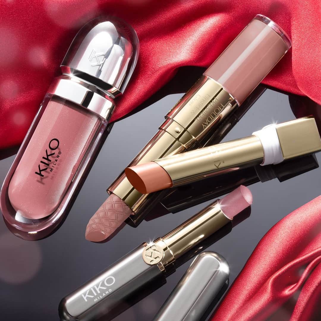 KIKO MILANOのインスタグラム：「The pink lippie dilemma! 💄✨ Glossy, Creamy, or Matte? Which one has earned a top spot in your makeup collection? Embrace variety and grab them all with #KIKOBlackFriday promo! 😉💋⁣ ⁣ Holiday Première Lipstick & Gloss 02 - Holiday Première Hydra Lip Stylo 01 - 3D Hydra Lipgloss 32 - New Unlimited Stylo 05⁣」
