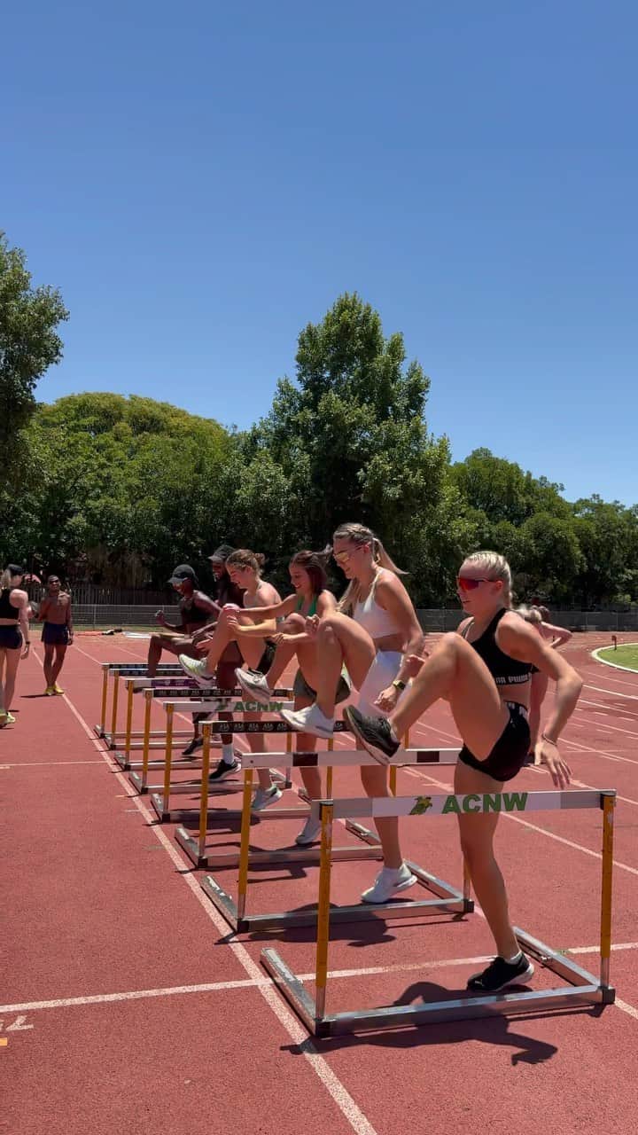 Camille LAUSのインスタグラム：「Hard work in 🇿🇦」