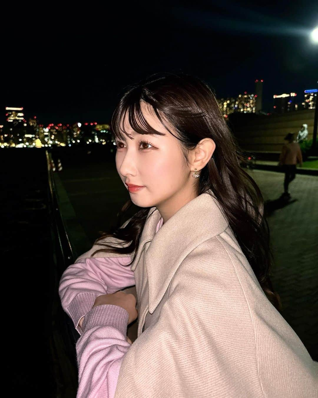 山本杏奈さんのインスタグラム写真 - (山本杏奈Instagram)「୨♡୧  15th Single カップリング曲 『ドライブ　デート　都内』 MV公開されました＾＾  瞳の笑顔がまぶしすぎる！！！☀🥺️✨ 最高です。  元気なダンスシーンと きゅんきゅんなデートシーン どっちもいいねえ。」11月23日 21時28分 - yamamoto_anna_