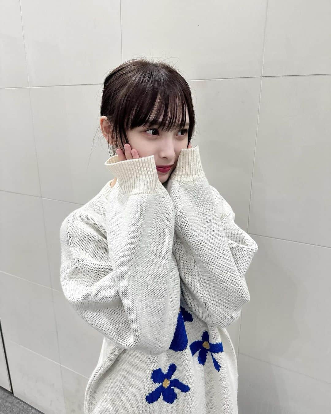 梅山恋和さんのインスタグラム写真 - (梅山恋和Instagram)「もう冬だね〜  .  .  #冬#私服」11月23日 21時47分 - cocona_umeyama