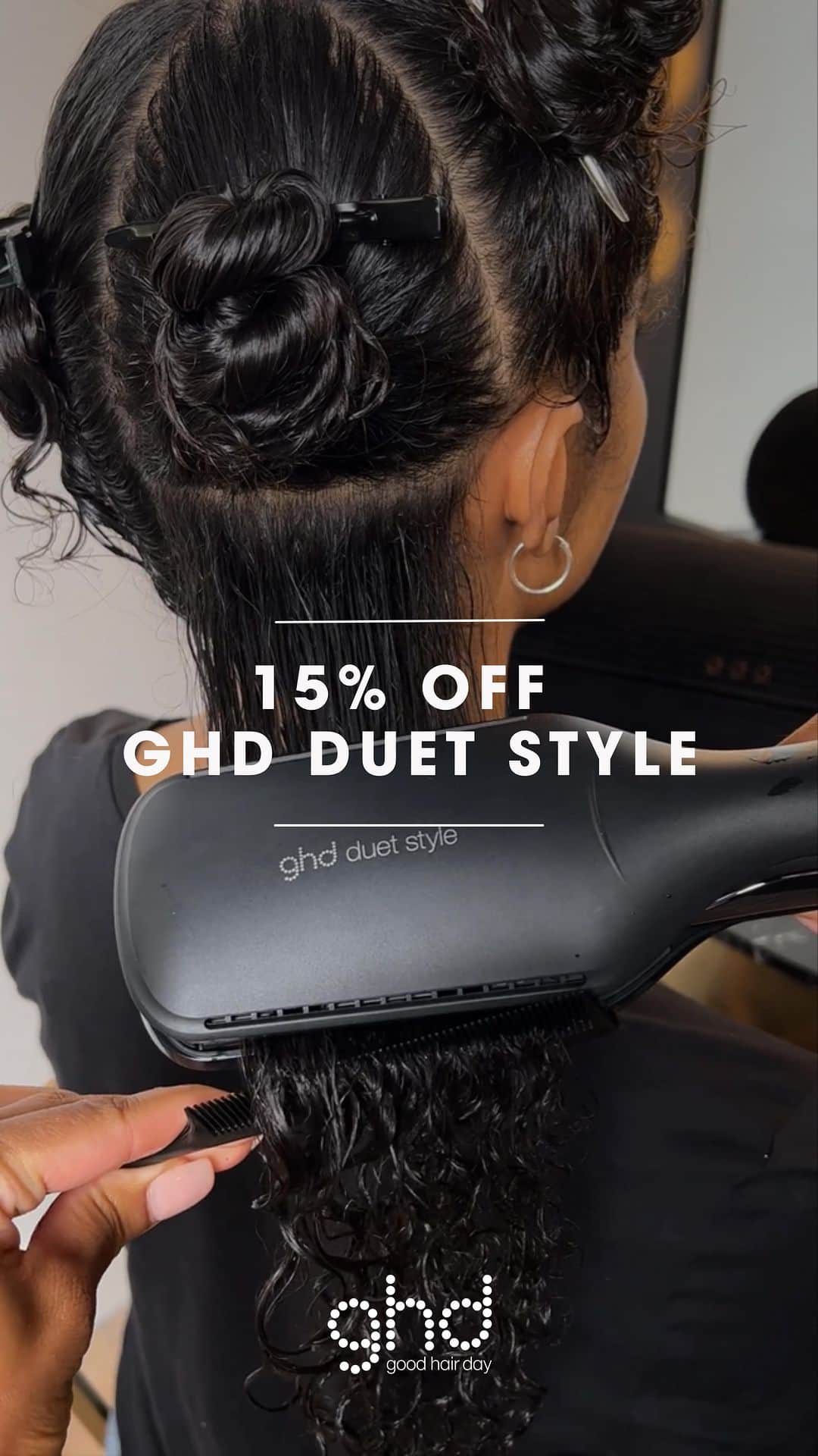 ghd hairのインスタグラム：「Psssst! The secrets out, duet style is 15% OFF for the first time EVER (for a limited time only!)😮💰  Receive a complimentary heat protect spray with every electrical purchase when using code GHDXBF at checkout this Black Friday 💰 (FYI: We have tool personalisation across selected tools too!) ✍️   #ghd #ghdhair #blackfriday #haircaredeals #blackfriday23 #blackfridayhaircare」