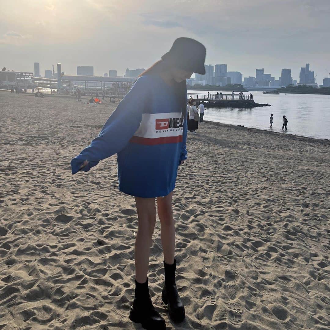 島袋香菜のインスタグラム：「ロコとお台場行ってきたよ🐶💙」