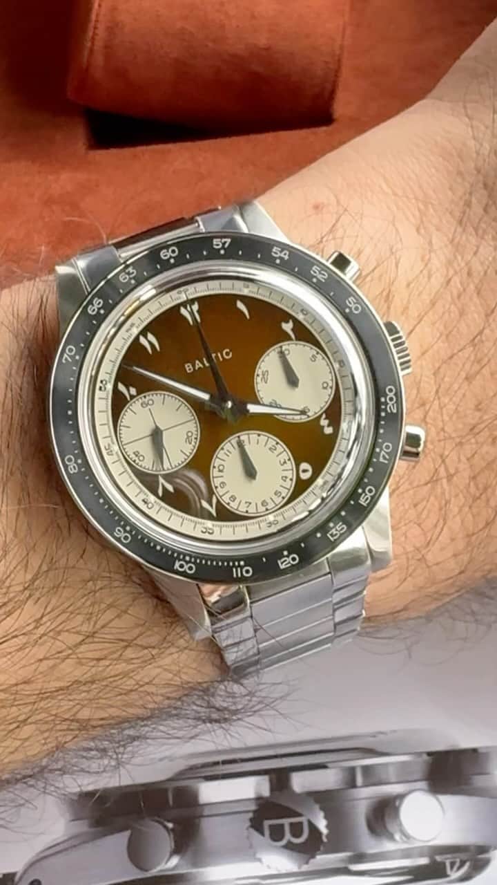 WATCHMANIAのインスタグラム：「Humble NWA, @balticwatches X @perpetuelofficial Tricompax Chronograph. Thanks @hamdanbinhumaid 🫶🏼🙏🏻  #balticwatches #balticwatch #watchmania」
