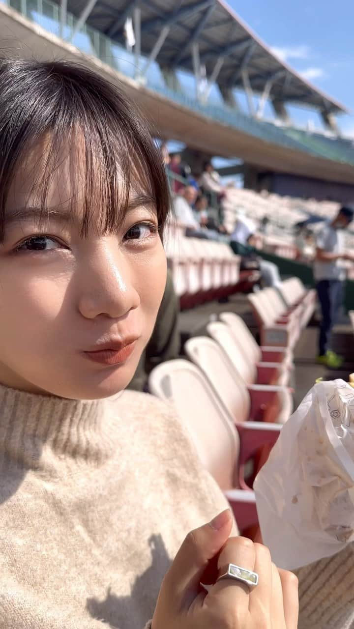 矢野優花のインスタグラム：「⚾️💨」