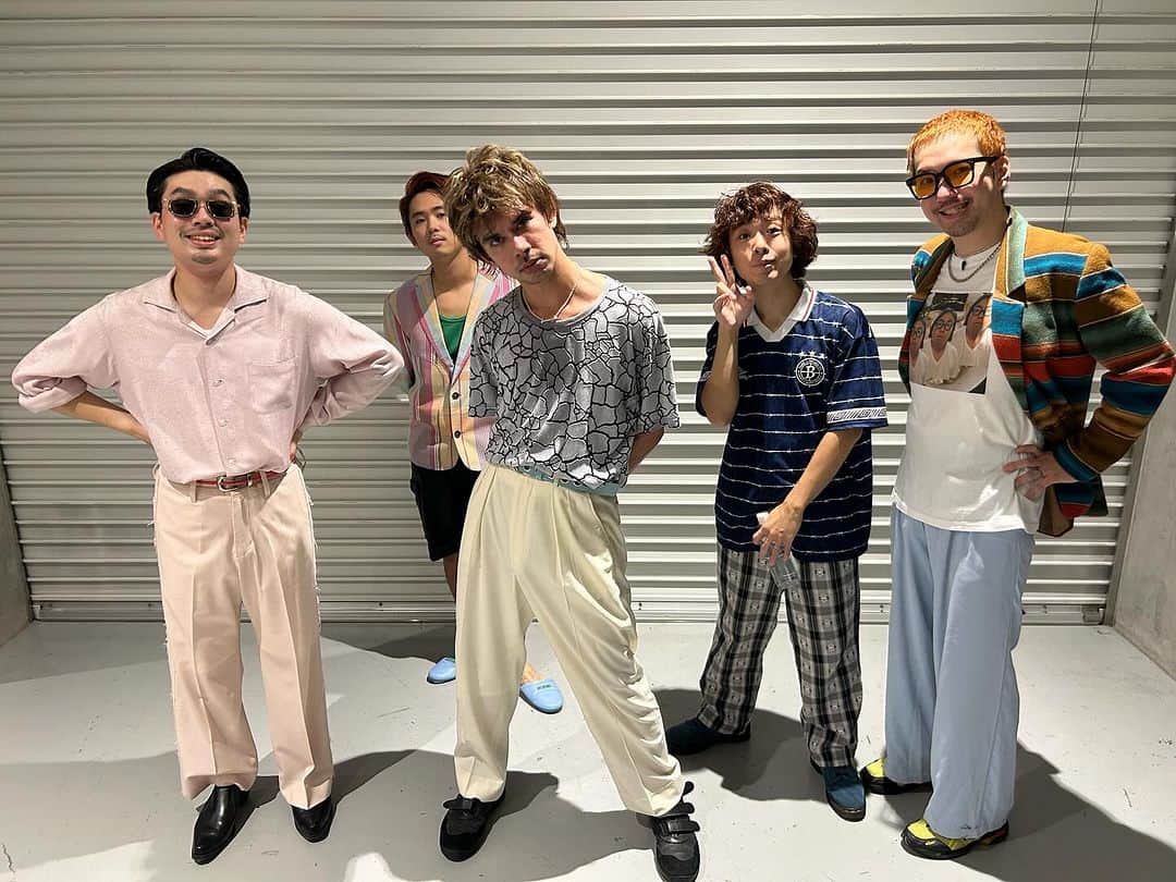 のインスタグラム：「. ❤️‍🔥2023.11.23(木・祝) KT Zepp Yokohama 「Tucky's Mastering Presents -FULL BIT Vol.2-」  ありがとうございました！！✨  終演後コメントは 公式アプリ「オカモトークQ」にて プレミアム会員限定で公開中です💫 https://c-rayon.com/lp/okamotos/app/」
