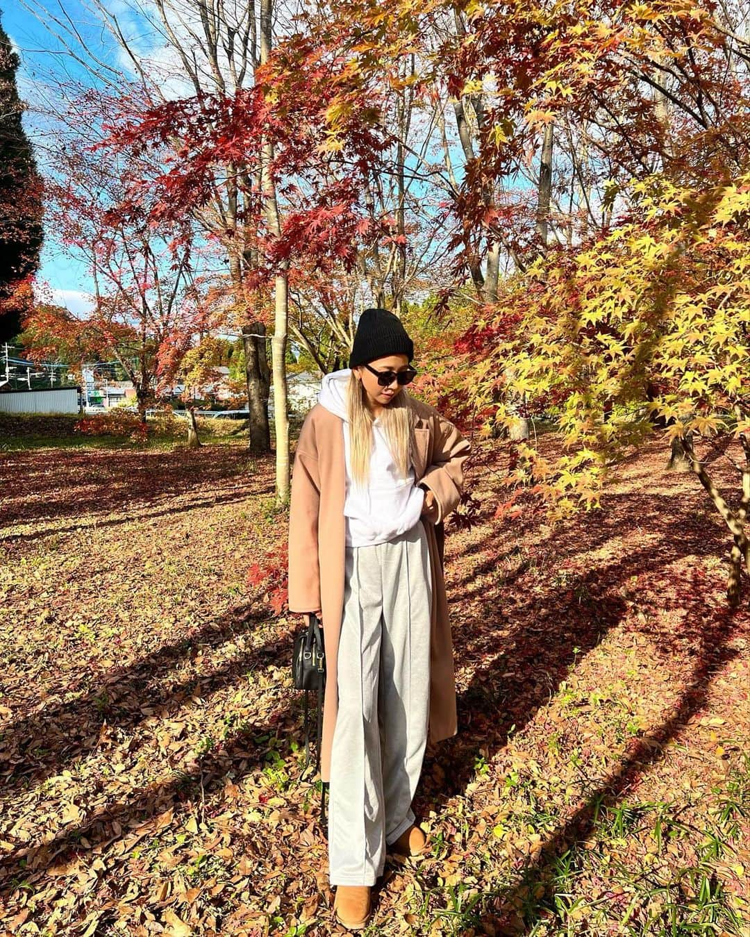 草野春香さんのインスタグラム写真 - (草野春香Instagram)「.🍁🍂🤎  先週の阿蘇旅行の時の🌤⛰ 寒がりだから中にもたくさん着込める ラフな服を選びがちです✌🏾 (ヒートテック+着圧)  〜𝟤𝟢𝟤𝟥 𝖲𝖧𝖤𝖨𝖭 𝖭𝗈𝗏 𝖡𝗅𝖺𝖼𝗄 𝖥𝗋𝗂𝖽𝖺𝗒 𝖥𝖺𝗌𝗁𝗂𝗈𝗇 𝖯𝗋𝗈𝗆𝗈𝗍𝗂𝗈𝗇〜 試すたび、好きが見つかる。届くたび、好きが増えてく。  SHEINではBlack Fridayセールを開催中📣 私も冬物をたくさん買い物したよ🛍🛒  @shein_japan / @sheinofficial  🏷クーポンコード:BFPJP466 🏷商品ID: 22797050 ¥5,999まで15%OFF ¥6,000以上20%OFF (12月末まで有効)  #PR #SHEIN #SHEINforAll #SHEINblackfriday  #SHEINGoodFinds #loveshein #saveinstyle  #esutoreja #熊本旅行 #熊本観光 #阿蘇観光 #阿蘇」11月23日 22時26分 - _haruka030_