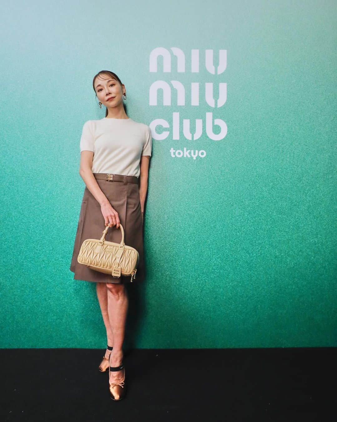 上野水香さんのインスタグラム写真 - (上野水香Instagram)「Beautiful night でした🌃  Thank you for inviting me!!! @miumiu #MiuMiu #MIUMIUCLUBTOKYO #PR」11月23日 22時31分 - mizukaueno