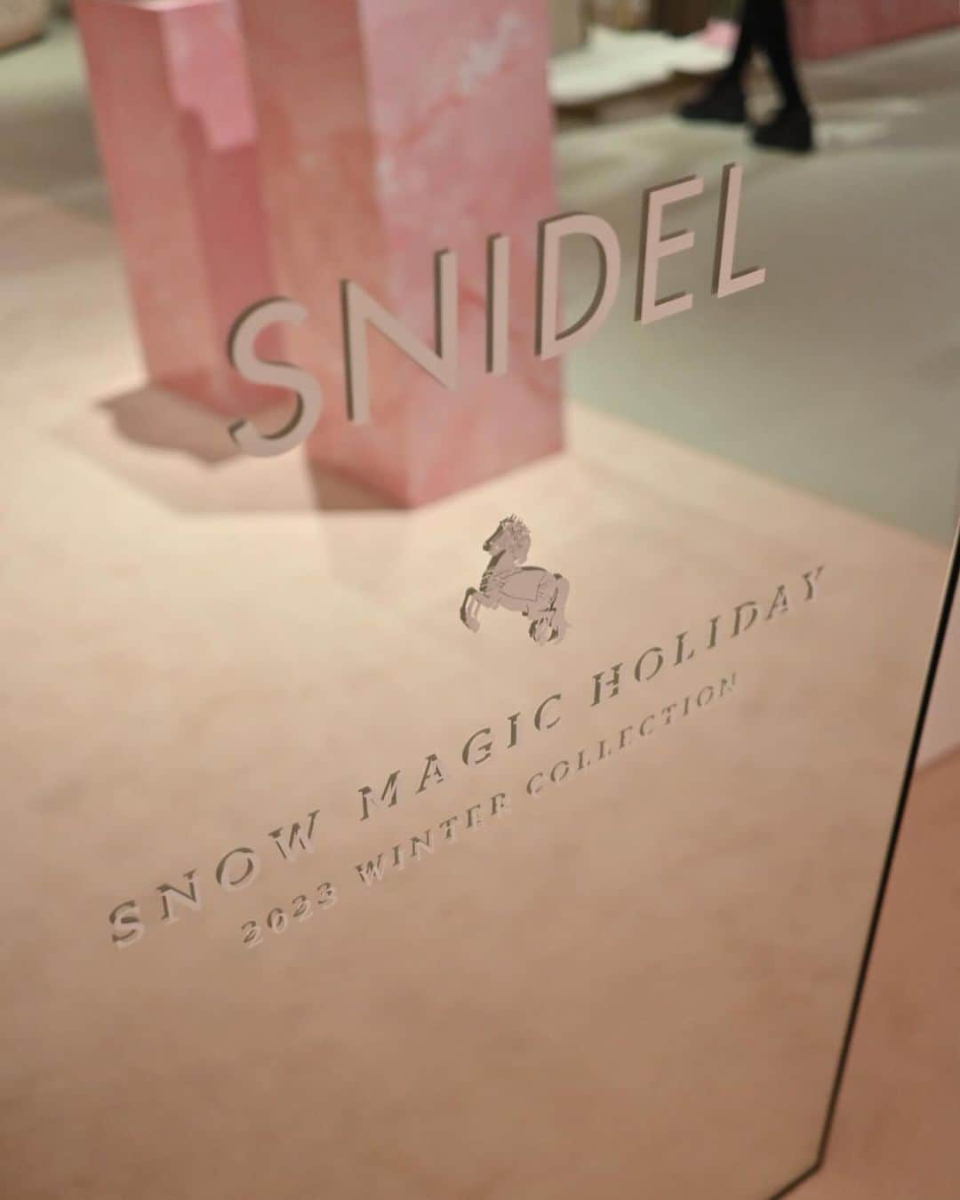 大坪はるらのインスタグラム：「@snidel_official   snow magic collection‪‪ 本当に少しですが、お手伝い出来て嬉しかったです‪‪❤︎‬」