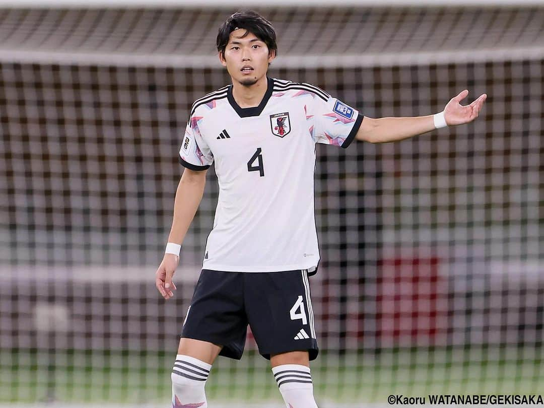 ゲキサカさんのインスタグラム写真 - (ゲキサカInstagram)「森保J、W杯予選2試合連続5-0で2連勝！菅原&細谷がA代表初ゴール   🏆W杯アジア2次予選 🇯🇵日本 5-0 シリア🇸🇾  #日本代表 #daihyo #samuraiblue #🇯🇵 #japan #森保ジャパン #シリア #🇸🇾 #jfa #ワールドカップ #アジア2次予選 #AsianQualifiers #soccer #football #サッカー #フットボール #⚽️ #gekisaka #ゲキサカ ©Kaoru WATANABE/GEKISAKA」11月24日 4時14分 - gekisaka