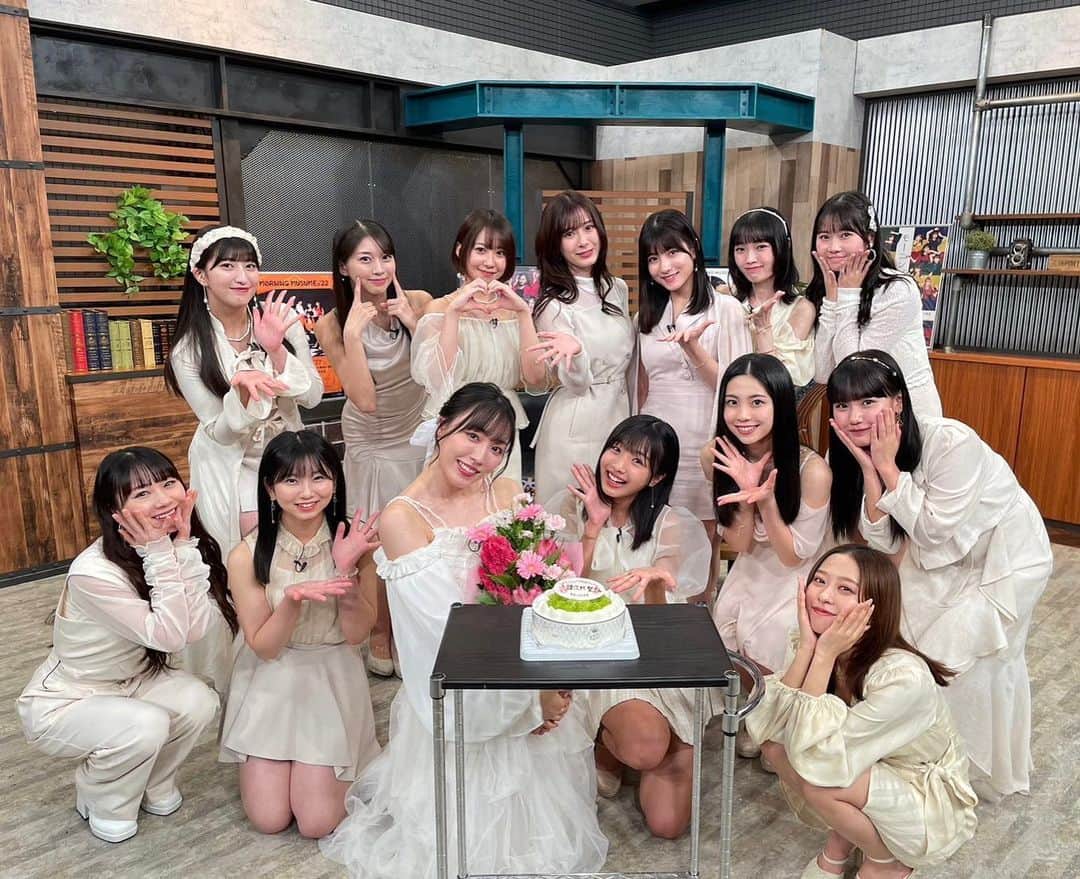 牧野真莉愛のインスタグラム：「♡ ♡ ✨モーニング娘。'23 譜久村聖卒業特番 「I WISH モーニング娘。って素晴らしい」✨ CSテレ朝チャンネル1さん🎀11月24日(金)19:00～ 🎀 ぜひご覧ください💗💗 ♡ ♡  #モーニング娘23」