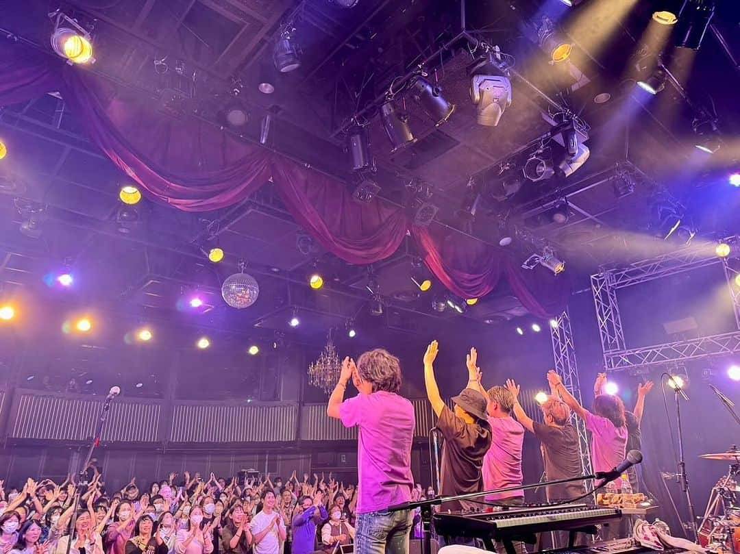 吉本大樹さんのインスタグラム写真 - (吉本大樹Instagram)「23 Nov 2023 #doa Winter Live “open_door” 2023 Round1, 2 TOKYO done! Thank you!!  初日東京🗼の2ステージを終えました！  新体制になってから初めてのLIVE。まずはその第一歩を皆さんのおかげで無事進ませることが出来ました。  本日楽しませてくれた皆さん心から感謝です。  ありがとうございました！！  明日は埼玉です！！」11月23日 23時36分 - hiroyoshimoto