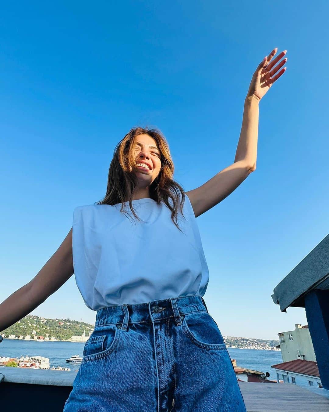 Melisa Aslı Pamukのインスタグラム：「It’s a vibe」