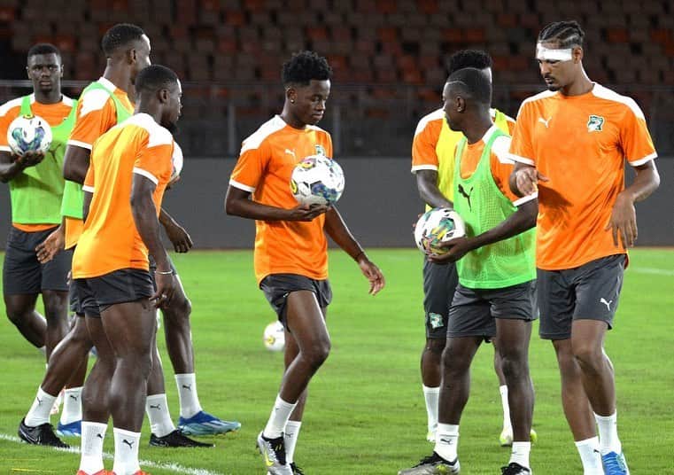 マックス・グラデルのインスタグラム：「Fin du stage deux matchs 6 points félicitations les gars bon retour à tous 🇨🇮🇨🇮🇨🇮❤️❤️❤️」