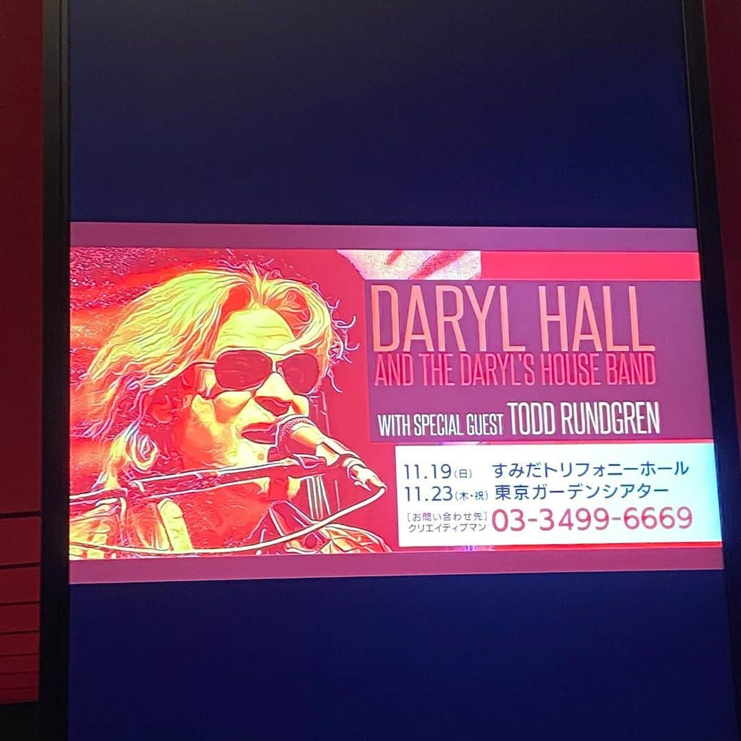 高橋武さんのインスタグラム写真 - (高橋武Instagram)「Daryl Hall and The daryl’s House Band   Shane Theriot(Guitar) Greg Mayo(Key) Klyde Jones(Bass) Brian Dunne(Drums) Porter Carroll(Percussions) Charlie DeChant(Sax)  Special Guest  Cornelius  Todd Rundgren」11月24日 0時03分 - takeru_drums