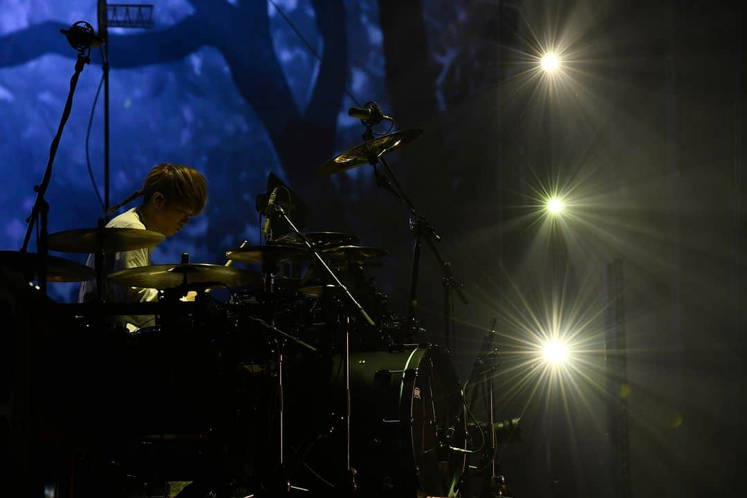 L'Arc-en-Ciel【公式】のインスタグラム：「Happy Birthday,yukihiro!  #LArcenCiel #ラルク #yukihiro」