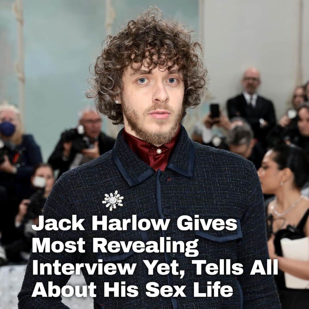 Just Jaredさんのインスタグラム写真 - (Just JaredInstagram)「Get ready to learn more about Jack Harlow than you ever thought you would. In his “Call Her Daddy” podcast interview, the singer talked all about his sex life, including how he lost his virginity and his preferences in the bedroom. All the highlights at the LINK IN BIO! #JackHarlow #CallHerDaddy Photo: Getty」11月24日 0時51分 - justjared