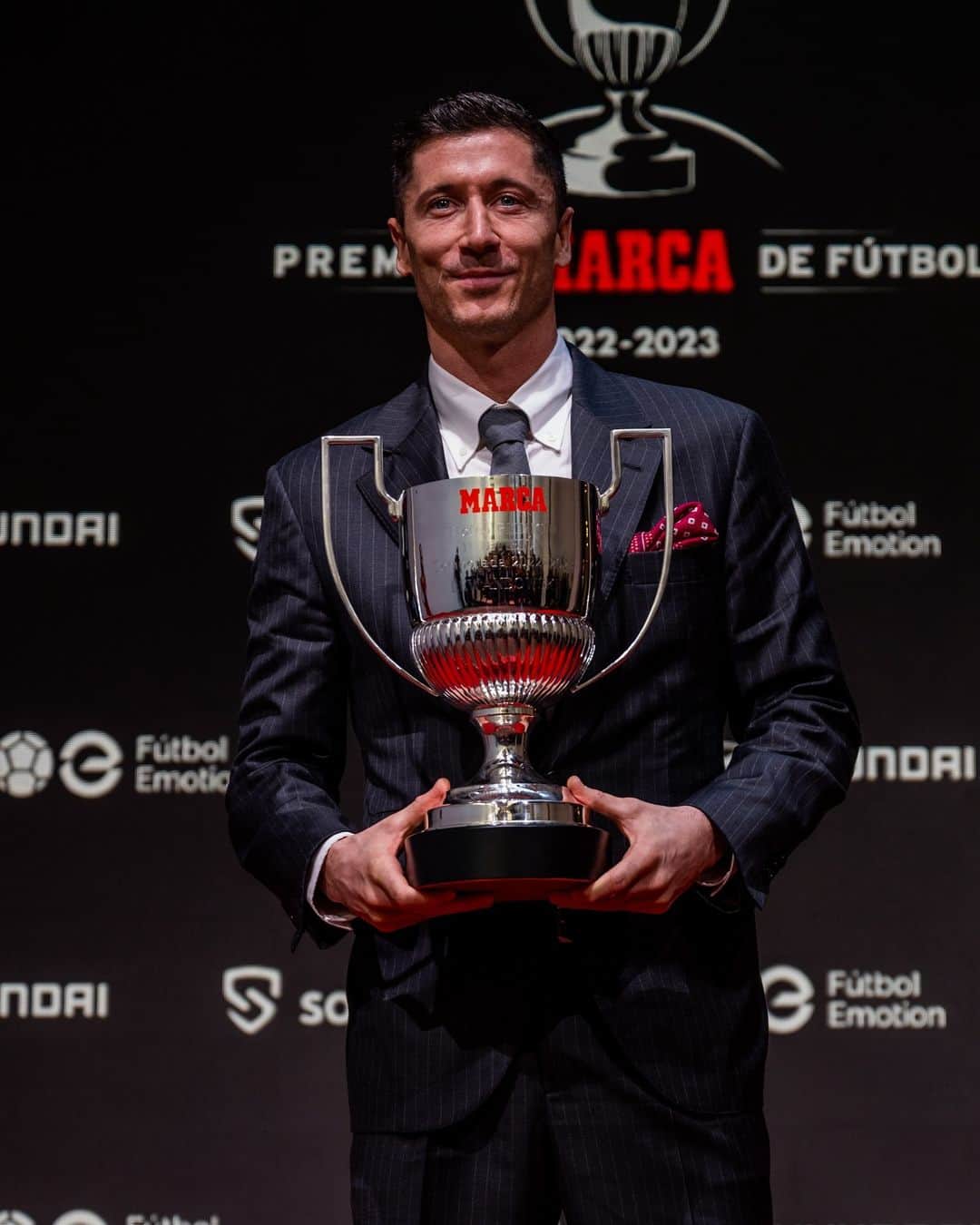 FCバルセロナのインスタグラム：「🏆 𝐏𝐢𝐜𝐡𝐢𝐜𝐡𝐢 𝟐𝟐/𝟐𝟑 🏆」