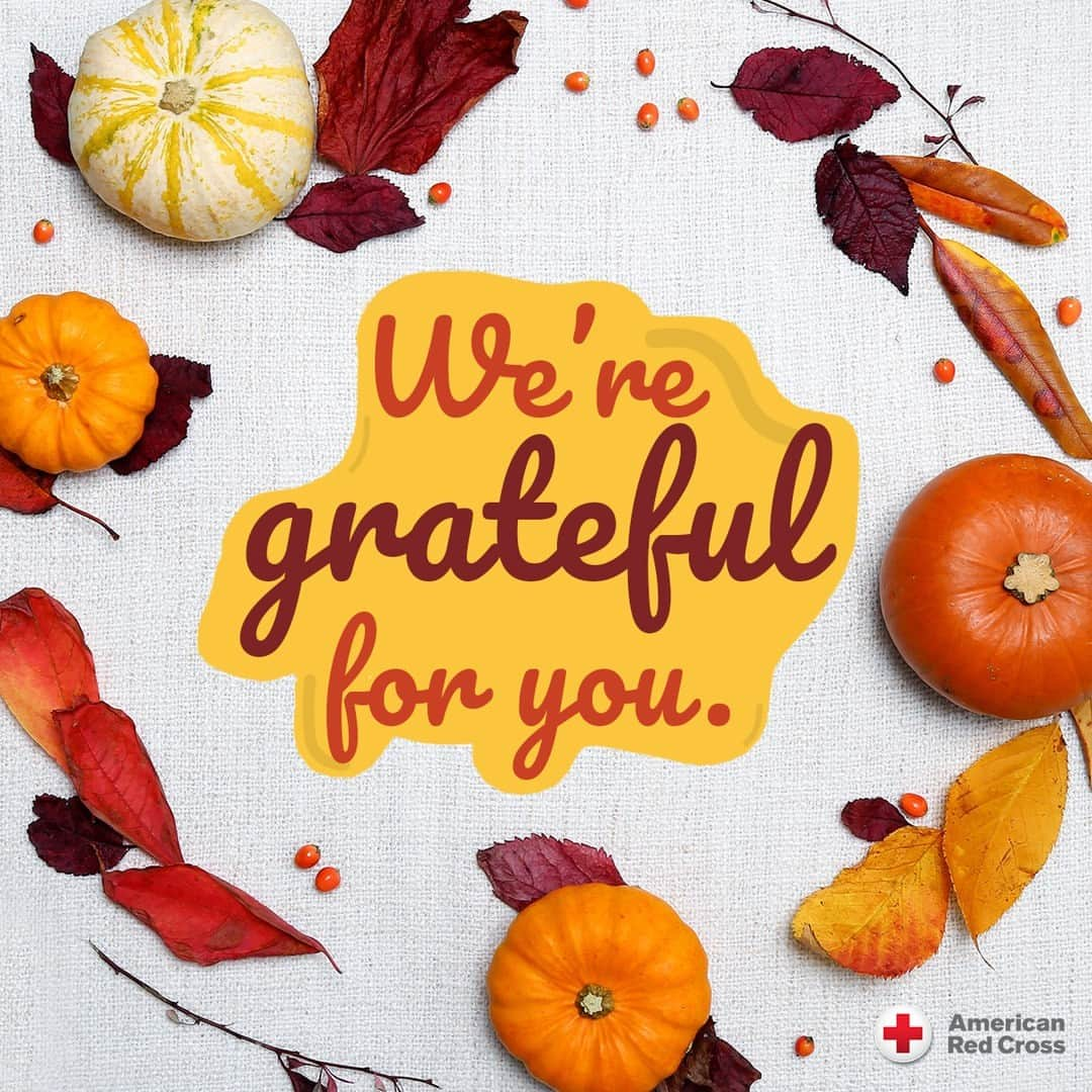 ネーブ・キャンベルのインスタグラム：「Today, we’re thankful for the selfless commitment and support that our Red Cross volunteers, blood donors, financial supporters, and partners provide. We’re able to fulfill our mission because of YOU. ❤️  Have a wonderful Thanksgiving!  #Thanksgiving #HappyThanksgiving #Grateful #Thankful #ThankYouVolunteers」