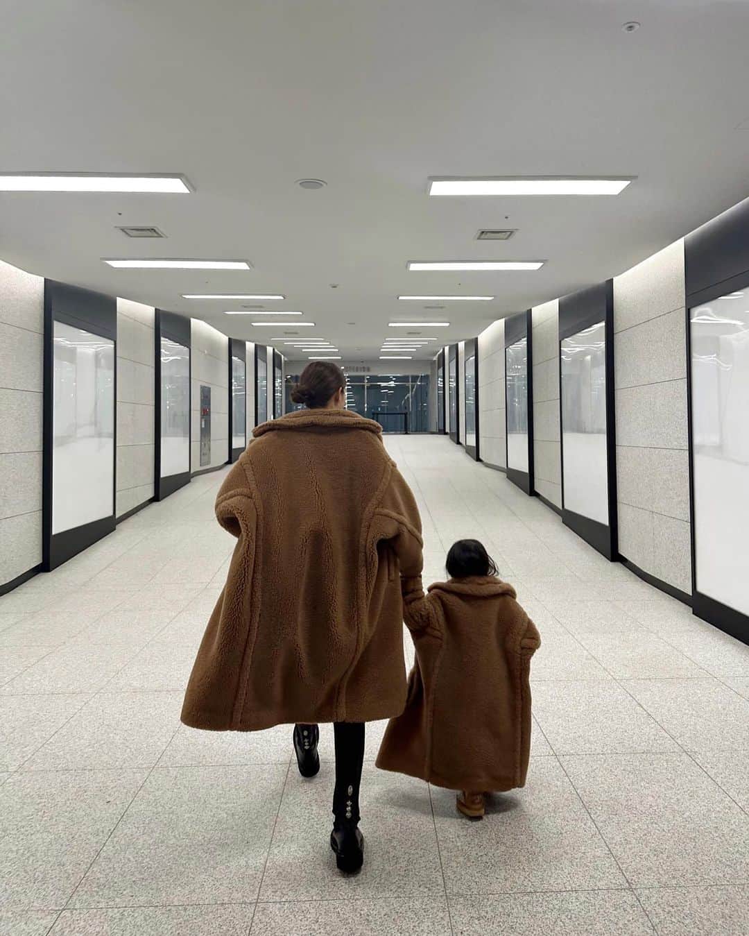 キム・スヒョンのインスタグラム：「mommy bear, baby bear 🐻」