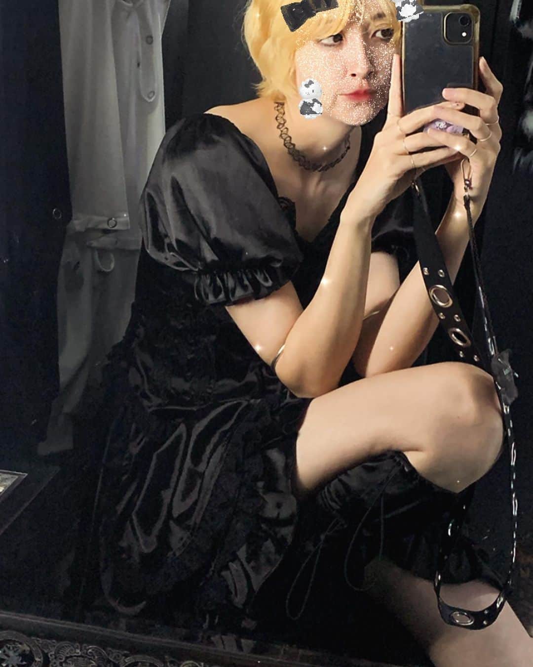 ikumiのインスタグラム：「TRIBAL FRILL ONEPIECEお気に入りみたい🖤 @____ikumi____  そして福岡いくぽよ」