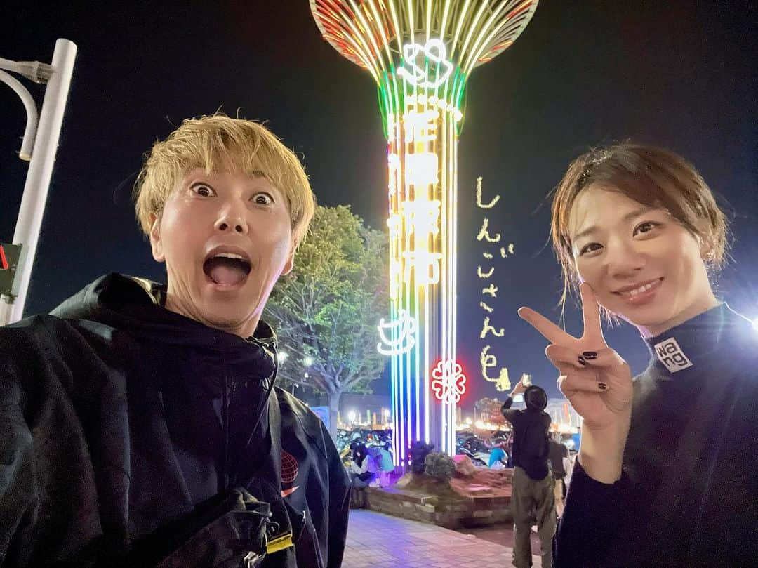 森脇和成のインスタグラム：「台南初日の夜は花園夜市✨ とにかく規模が大きい！ 台北とは違う雰囲気が味わえて最高！ 帰りに鴨の薬膳スープのお店で ゆっくりして本日は終了〜！ #台湾 #台南 #花園夜市 #鼎元 #薬膳姜母鴨」