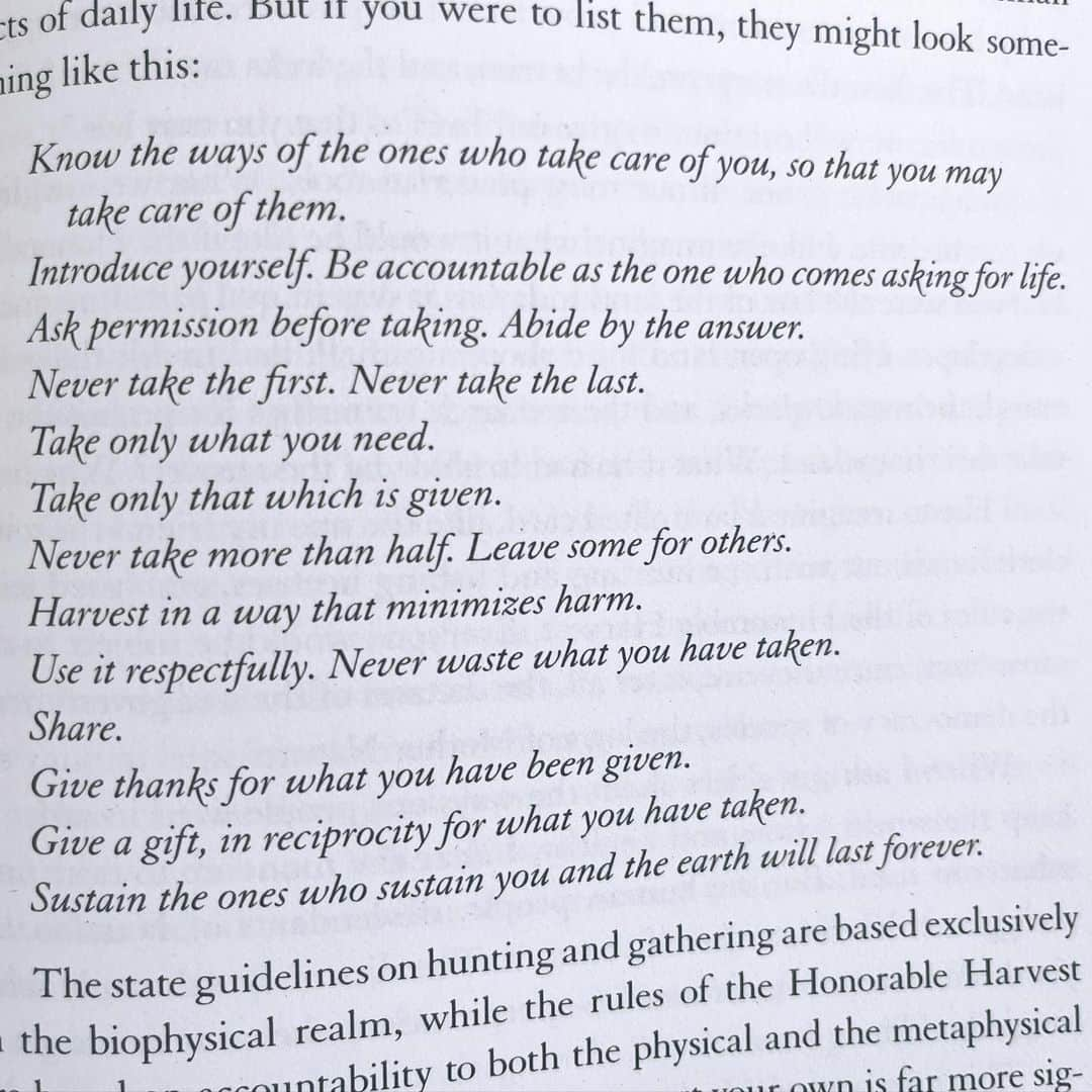 アリソン・ピルのインスタグラム：「Guidelines for the Honorable Harvest from #braidingsweetgrass by Robin Wall Kimmerer.」