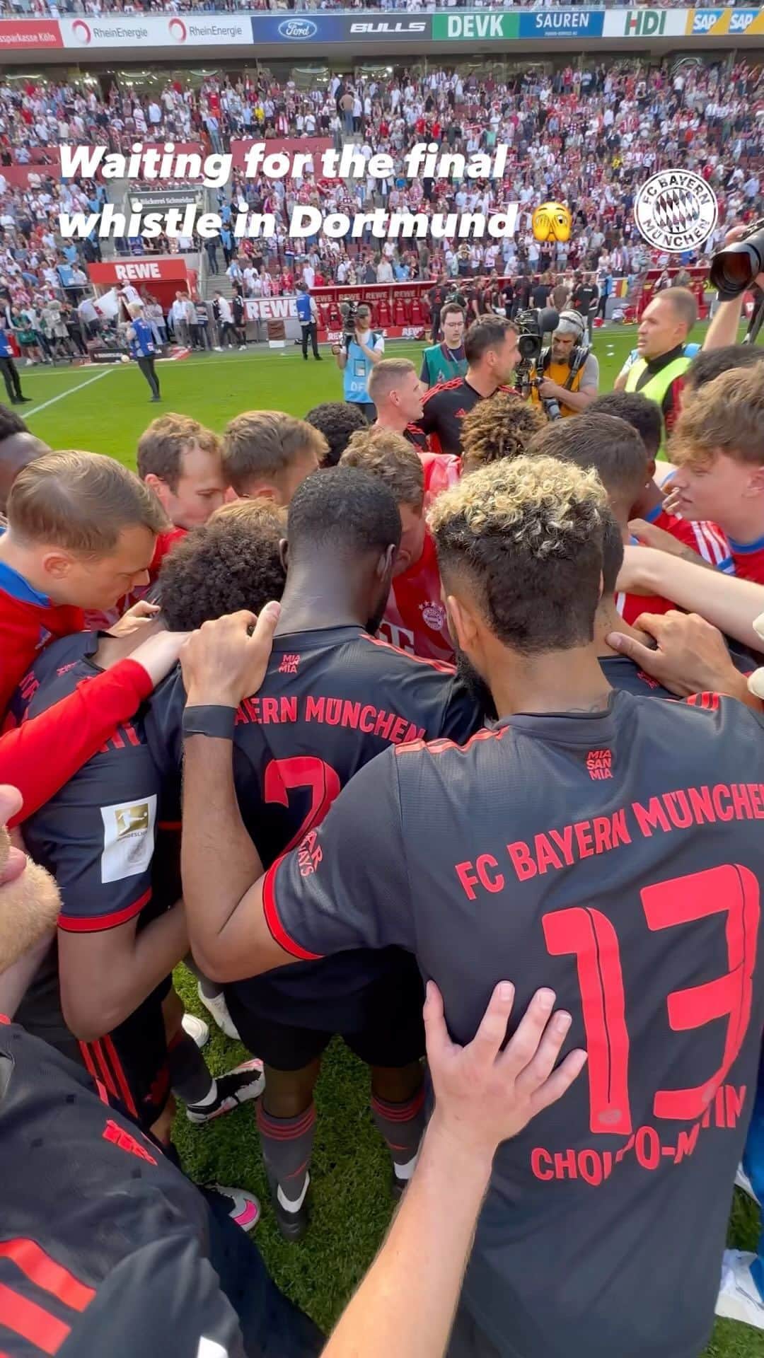 バイエルン・ミュンヘンのインスタグラム：「What a moment 😍   Pure joy, pure emotions! 🥹   #FCBayern #MiaSanMia」