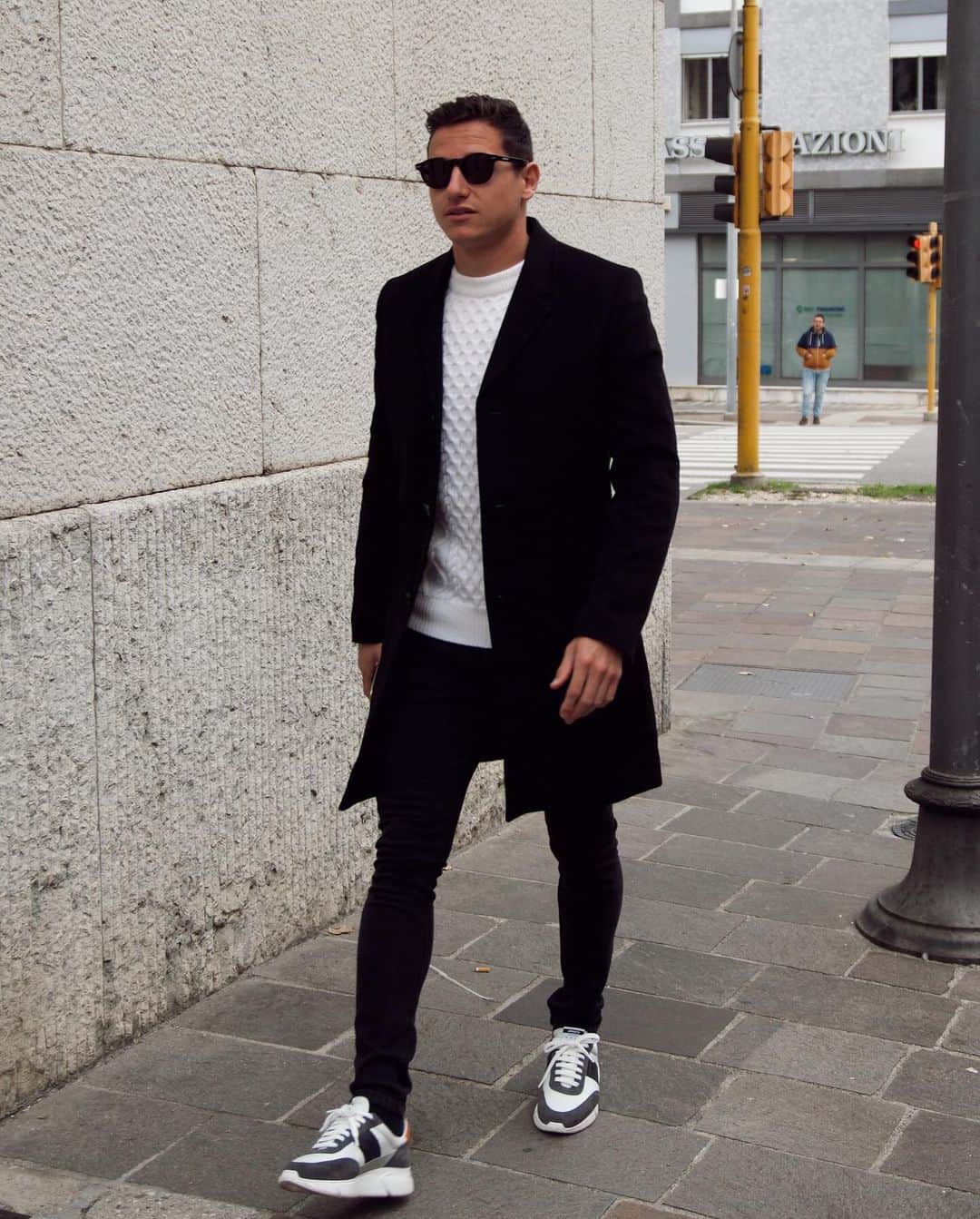 フロリアン・トヴァンさんのインスタグラム写真 - (フロリアン・トヴァンInstagram)「Day off 🚶🏻‍♂️」11月24日 1時44分 - flotov