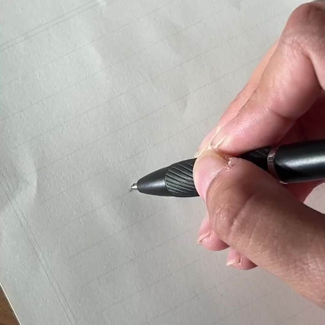 For Love & Lemonsのインスタグラム：「❤️」
