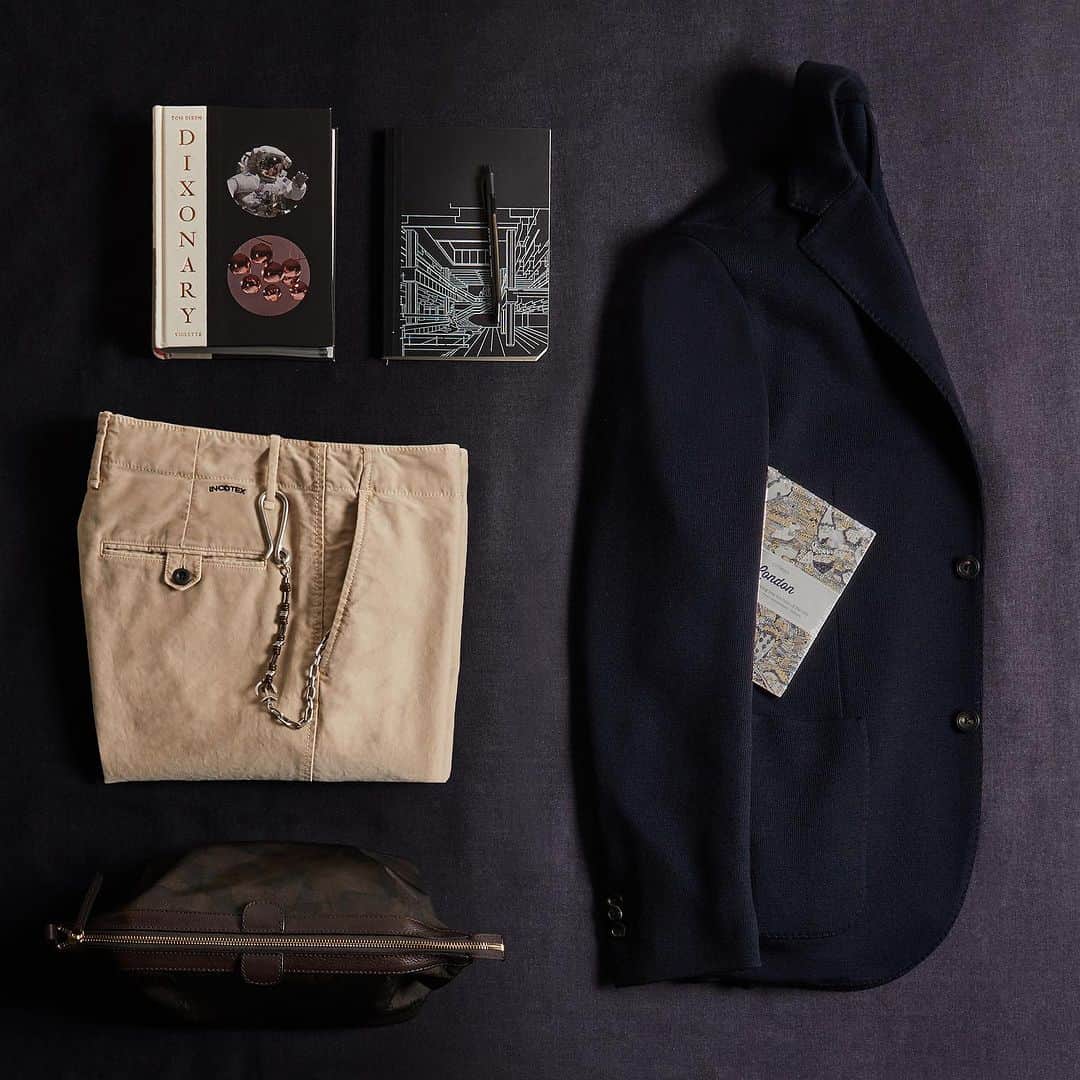 インコテックスのインスタグラム：「Planning to pack for the weekend? Don’t forget to include a relaxed ensemble featuring sophisticated style elements. Get inspired by what’s new in the Slowear selection.  #Slowear #DurableFashion #SlowearVenezia . . #FallWinterCollection #FW23 #FallWinter #newcollection #durablefashion #sustainablefashion #slowfashion #sustainableclothing #eticalclothing #fashionman #fashion #style #man #outfitforman #icon」
