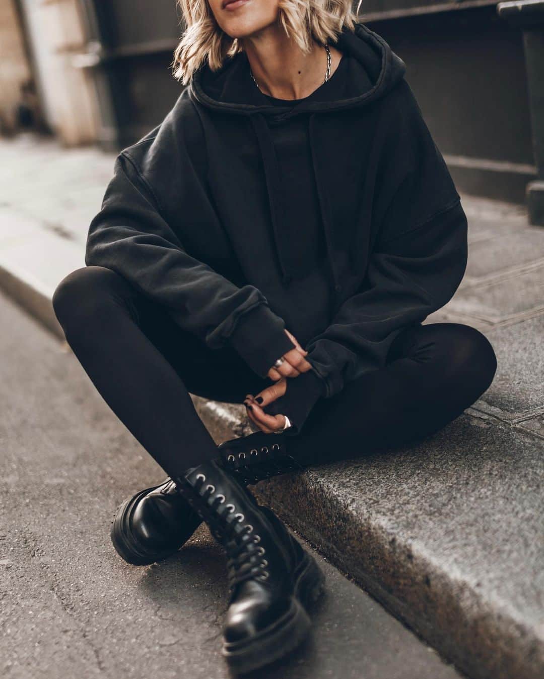 ジャクリーン・ミクタのインスタグラム：「♥ ♥  *anzeige」