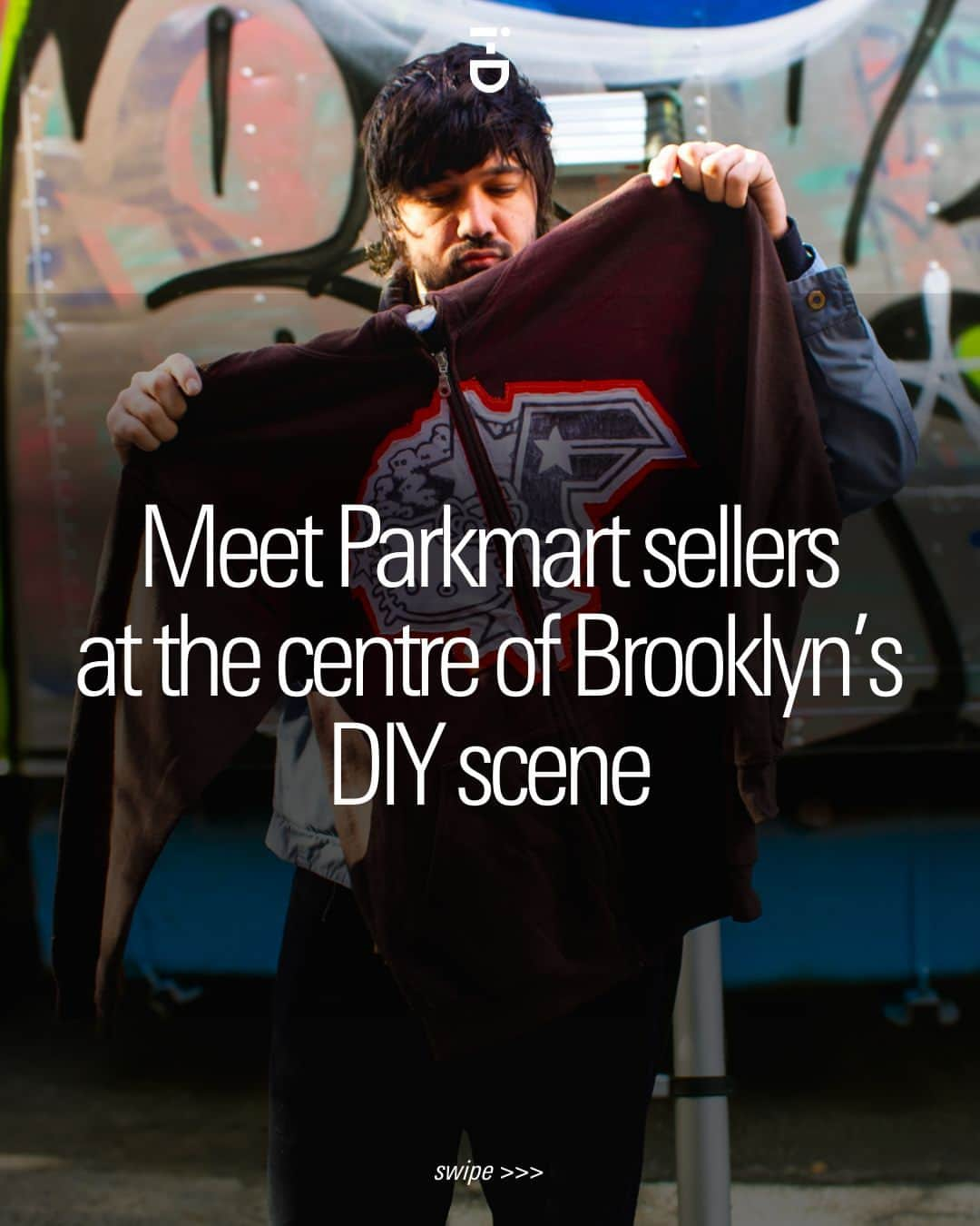 i-Dのインスタグラム：「On a November afternoon in Brooklyn, the sounds of 2-step thumped throughout a small warehouse. Clothing racks lined the floor of a small warehouse, some carrying custom graffiti T-shirts, hand-drawn or textile-printed shirts, and others screen printed with, "f*ck clam chowder, f*ck drinking, f*ck taxes, f*ck PayPal." ⁠ ⁠ The monthly Bushwick market known as @parkmartnyc has been bringing together up-and-coming artists from around the city. Created by a group of skaters — @swole.body @seth.valestrand, @r1pnurse and @nicholasbonacquist.⁠ ⁠ The lineups of sellers were once curated by the group, but Parkmart is a “free-for-all” for makers — so long as there's no reselling. "We don't let people sell vintage," Nico says.⁠ ⁠ Swipe ➡️ to meet some of the sellers of Bushwick's rising artists-only market, and see more at the link in bio.⁠ ⁠ .⁠ .⁠ .⁠ Text Hailey Johnson⁠ Photography @yu.lez⁠ #Parkmart #Brooklyn #Art」