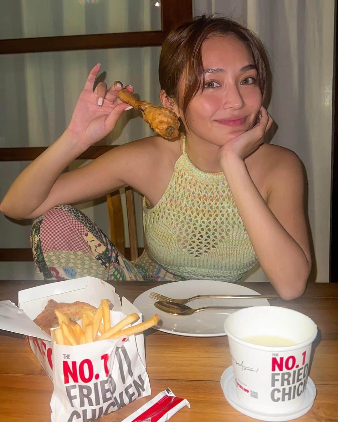 Kathryn Bernardoさんのインスタグラム写真 - (Kathryn BernardoInstagram)「Never not sharing the best food from my trips! 🤭」11月9日 19時09分 - bernardokath