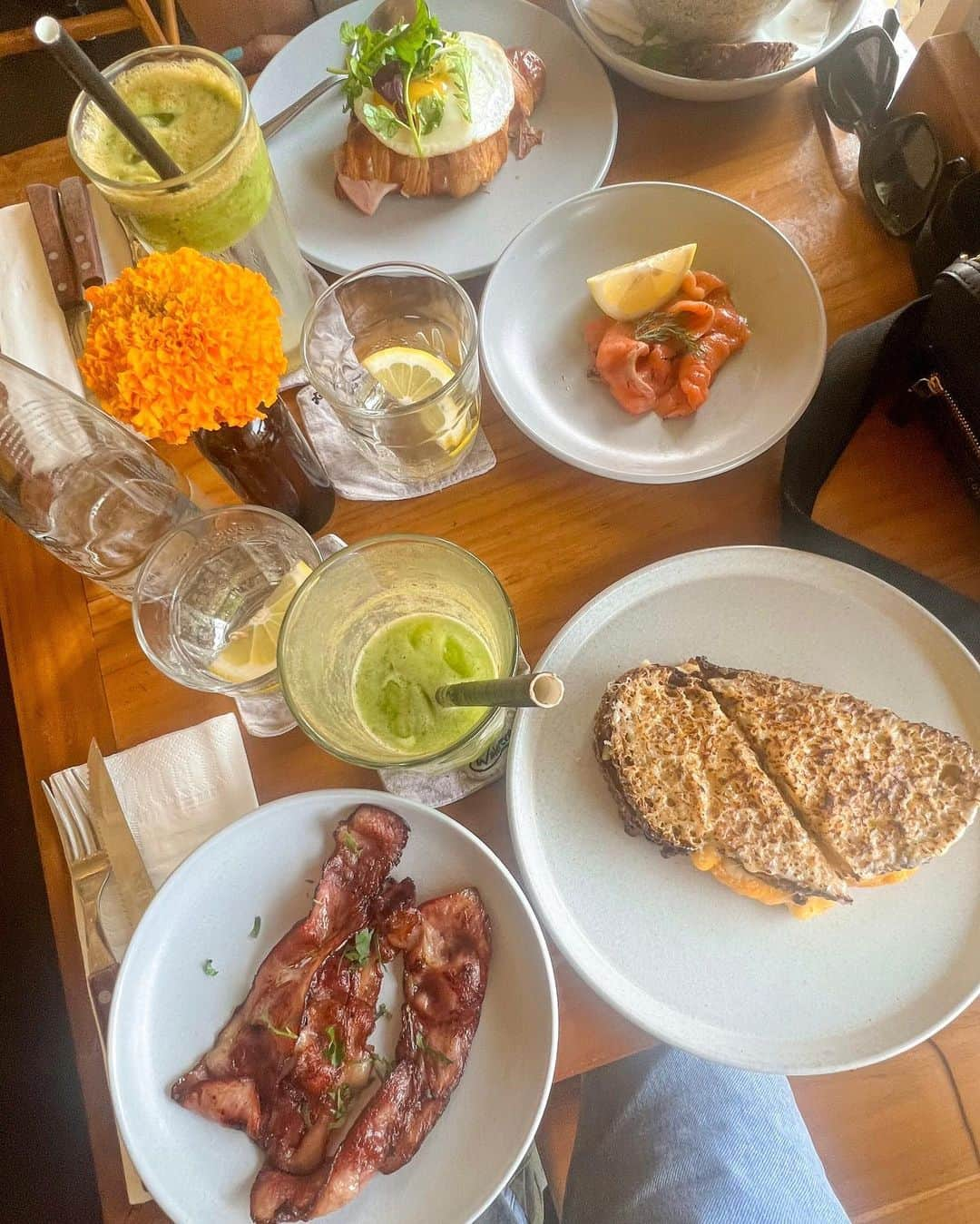 Kathryn Bernardoさんのインスタグラム写真 - (Kathryn BernardoInstagram)「Never not sharing the best food from my trips! 🤭」11月9日 19時09分 - bernardokath