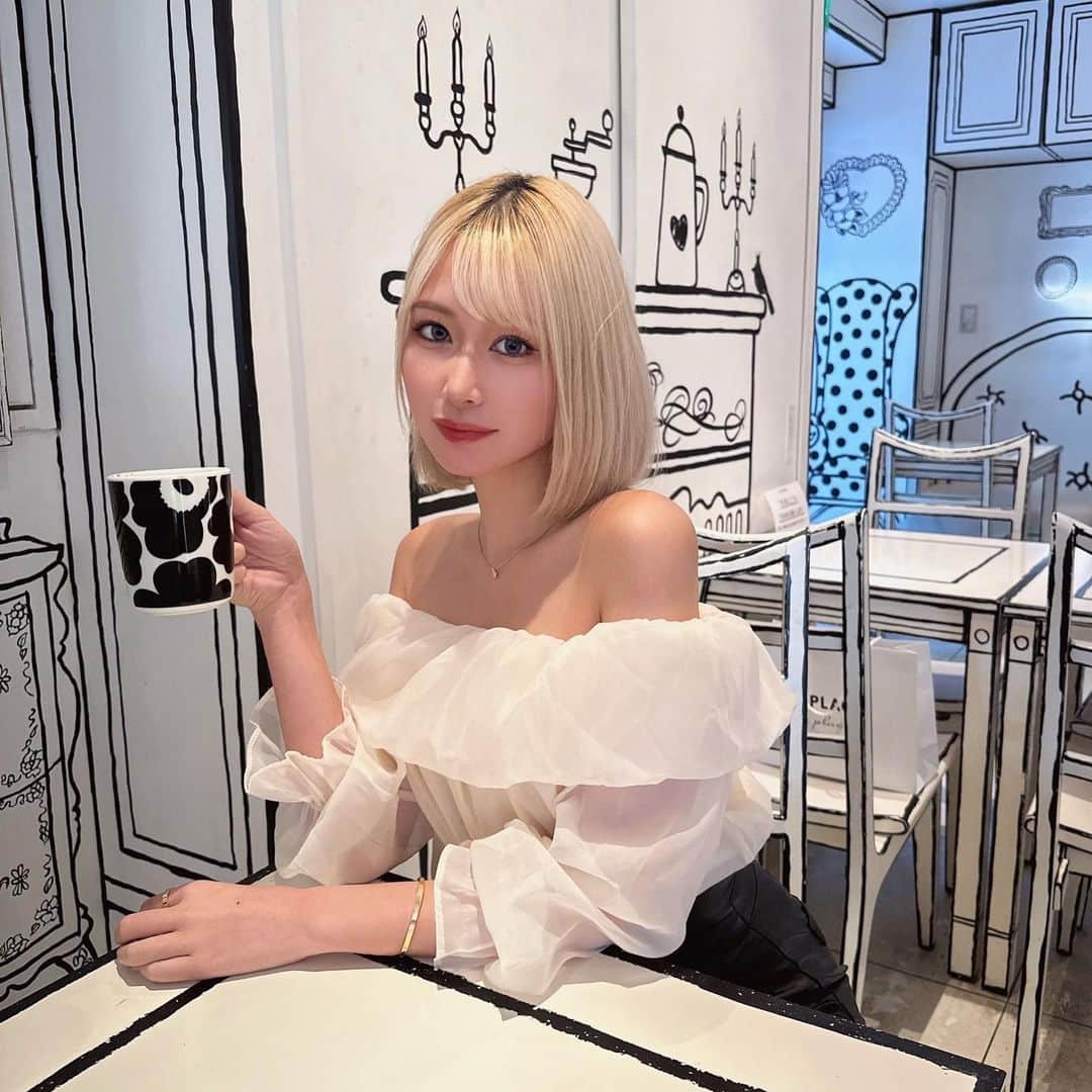 橘りあのグルメインスタ