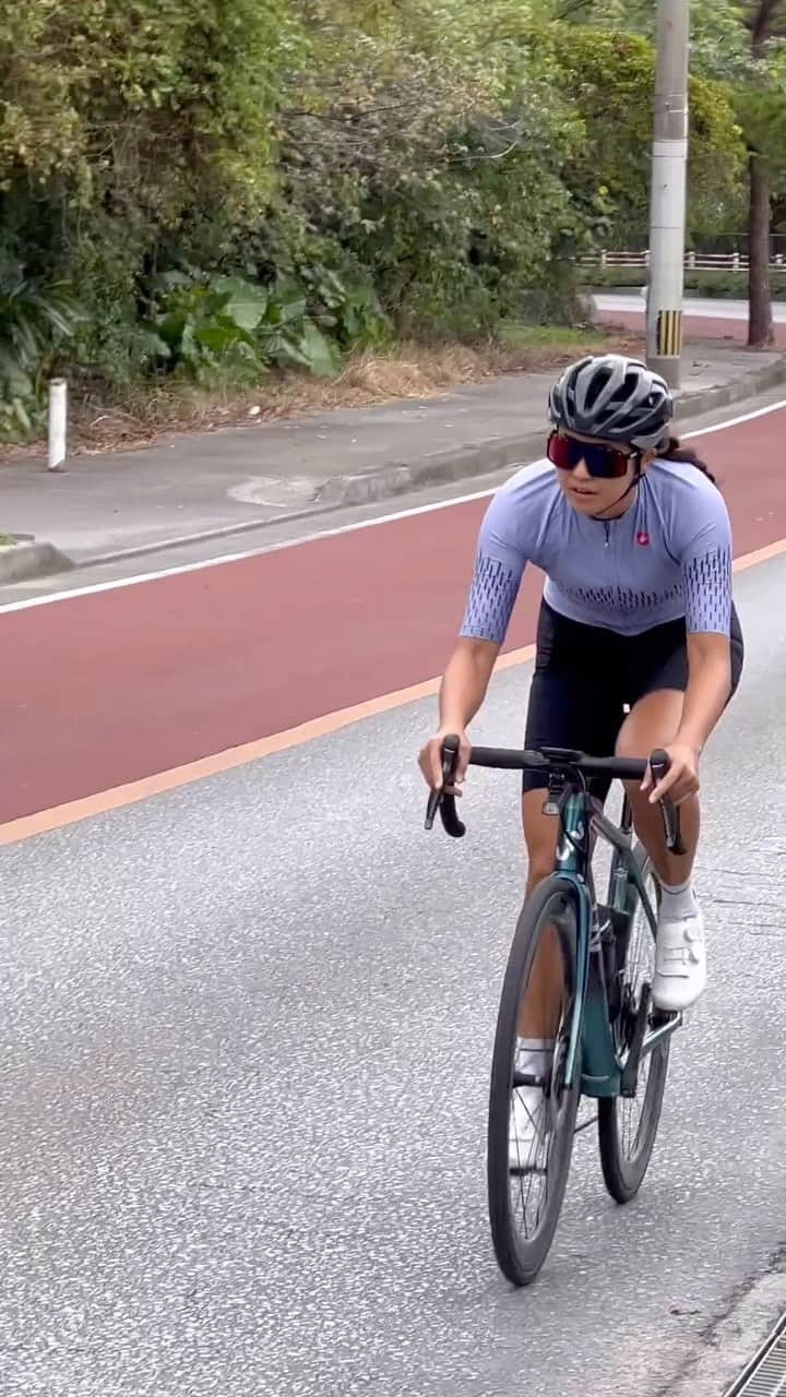 平良エレアのインスタグラム：「3 days left till Tour de Okinawa!!  ツールドおきなわまで残り3日！  ここにきてやっと やる気スイッチ入った😤  頑張る🫶  #わたしとLiv  #ロードバイク女子 #ロードバイク #cycling #cyclistlife #cyclinglife #cyclist #cyclinglifestyle #instacycle #instacycling #livjp_ambassador」