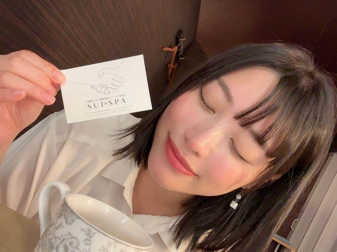 春原未来さんのインスタグラム写真 - (春原未来Instagram)「近くでの所用が早く終わったから,スキマ時間に表参道のSUI SPAへ。  入店から退店まで1時間みておけば大丈夫🙆🏻‍♀️ (全身リンパマッサージ45分なので←)  ちょっとうとうとするのにちょうどいい～  今日も血行促進作用があるローズマリーオイル選んだ！疲れはその日のうちに解消できるようにするべし…と感じる今日この頃。。😂  PR @sui_spa #小顔矯正 #ヘッドスパ #花嫁美容 #プレ花嫁 #ブライダルエステ #ブライダルダイエット #スイスパ #表参道エステ #表参道マッサージ #オイルマッサージ #リンパマッサージサロン #その日の疲れはその日のうちに #足がパンパン #春原未来」11月9日 18時23分 - sunohara_miki