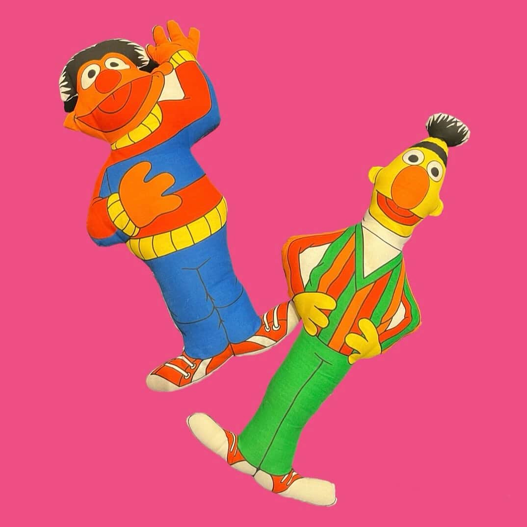 おもちゃやSPIRALのインスタグラム：「Vintage SESAME STREET Ernie and Bert ラグドール入荷しました！」