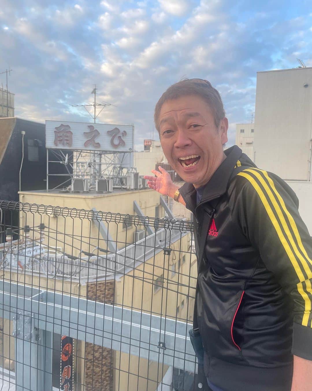 玉袋筋太郎さんのインスタグラム写真 - (玉袋筋太郎Instagram)「ホッとひと抜き  玉ちゃんなる」11月9日 18時37分 - sunatamaradon