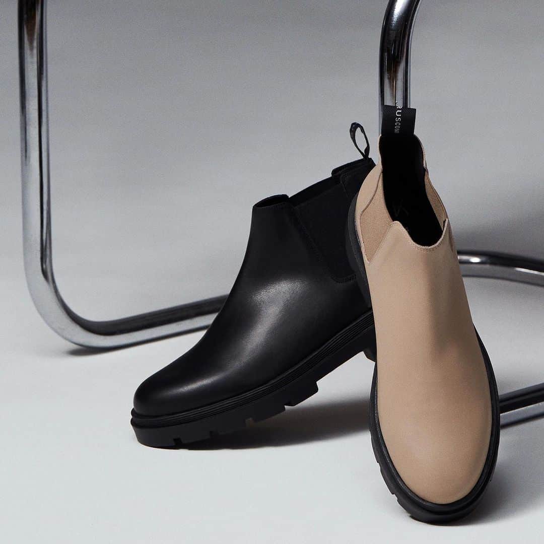 ファビオ ルスコーニのインスタグラム：「FABIO RUSCONI 2023 autumn&winter COLLECTION  art.5844  #fabiorusconi #ファビオルスコーニ #shoes #madeinitaly #23aw #sidegoreboots #boots」