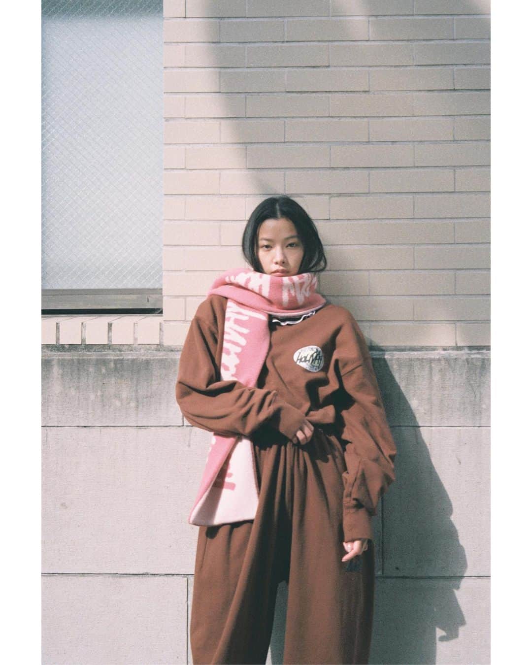 ホリデイのインスタグラム：「HOLIDAY 2023 FW  HOLIDAY ONLINE STORE Friday, November 10th 17:00」