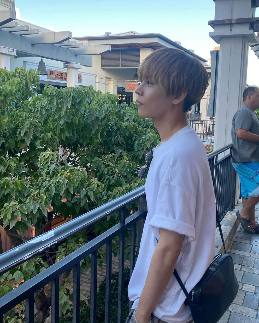 岩岡徹さんのインスタグラム写真 - (岩岡徹Instagram)「🏖️ "ハワイに恋して！" ぜひチェックしてみてください🤙🏻🏝️」11月9日 18時57分 - da_ice_toru_iwaoka