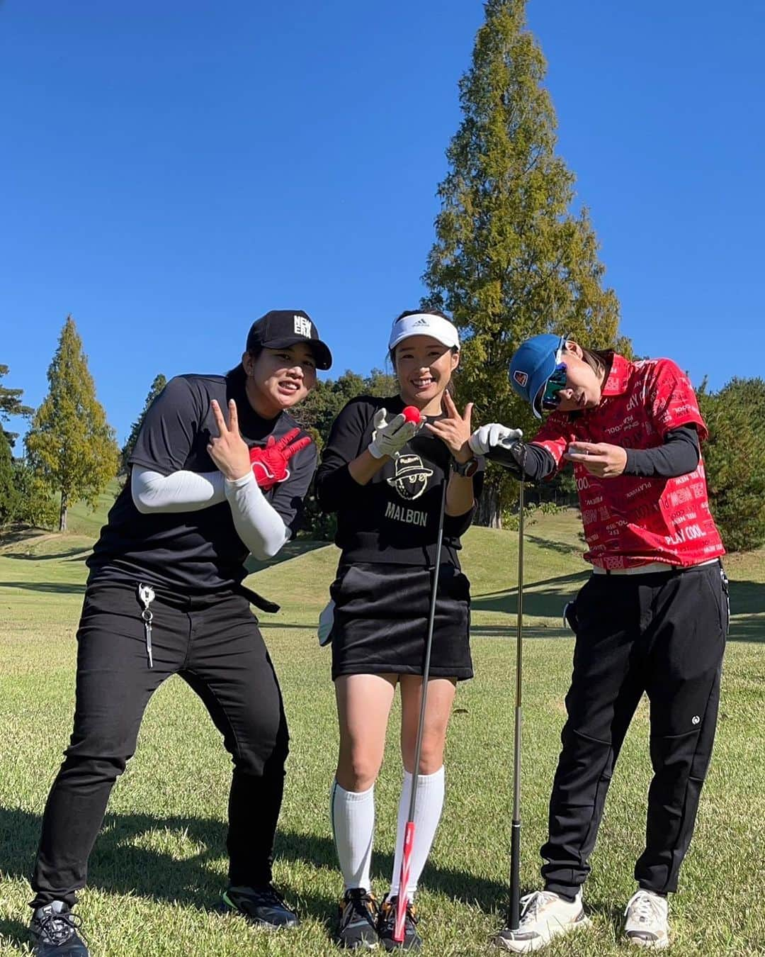 山田恵里さんのインスタグラム写真 - (山田恵里Instagram)「⛳️第2回ゴルフ研修会⛳️ スコアは良くなかったけど楽しかったからよし😆 何事も、やらなければ結果は出ませんね！ ソフトボールで結果を出し続ける為にやってきた事を活かす場はたくさんあると感じます！ やっぱり自分はこういう生き方なんだなと再認識。 ただ、これからの人生は楽しみたいので楽しみます🤣  @hase.5 @m28t_1110  今回もありがとう☺️ いつぶりだろ、あんなバカ笑いしたの🤣 これからもよろしくね😆  #カツとじず #つぶリストン #チャラファー #ギャルファー #森を突き刺すドライナー  #えつやまひでき55 #お帰りイエローボール #カート急カーブ問題 #アフロねーさん #ルブタン #らぶ霞 #一喜一憂する時間ちょーだい #グリーンフォークの時間もちょーだい #不適合者集合」11月9日 10時35分 - eriyamada19