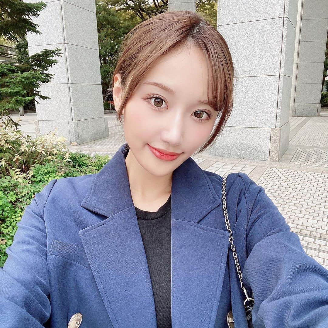 ELENAのインスタグラム：「. @beige_tokyo で 韓国風まつ毛パーマ束感仕上げにしてもらったよ🫶 ほんとにこのまつ毛の上がり方がお気に入りすぎる👀💖 .」