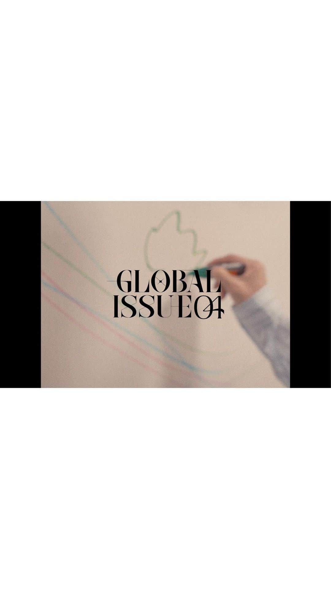 NYLON JAPANのインスタグラム：「【GUESS WHO⁉︎】11月15日（水）発売の『NYLON JAPAN GLOBAL ISSUE 04』の表紙とguys表紙のWカバーに、あの超話題の新グループが登場✨ 誰かわかった人はコメントしてどんどん盛り上げて💘 情報解禁までお楽しみに!!!  ーLeave your guess in the comments💌 #NYLONJAPAN #guesswho」