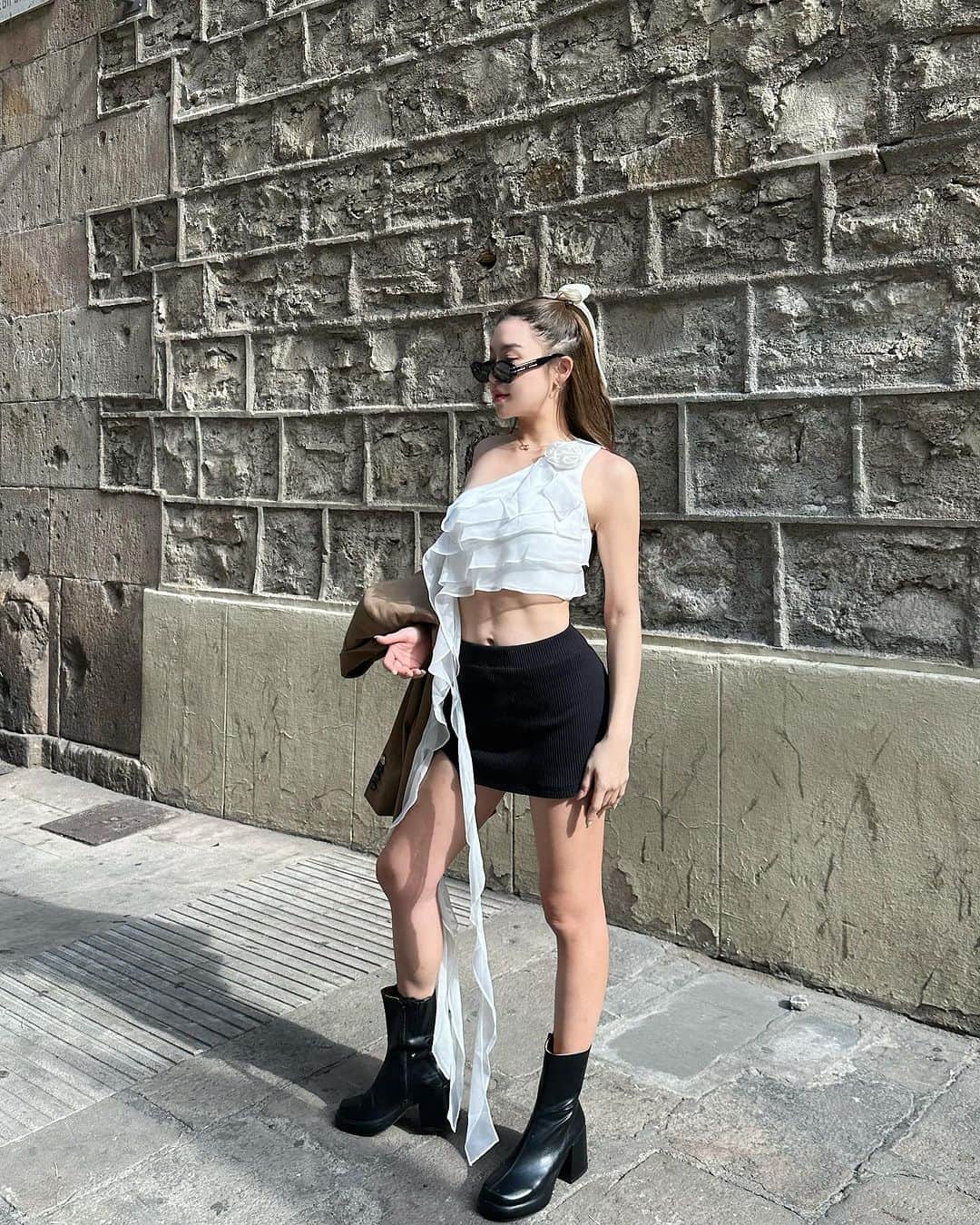 マーイ＝ナパサシ スラワンさんのインスタグラム写真 - (マーイ＝ナパサシ スラワンInstagram)「Good morning! ตื่นมาก็หิวเลยคับ☀️👧🏻🥐🥨🥖🥤 . 🤍 @missmodern_official  #mindnapasasionvacay #mmmjourney」11月9日 10時58分 - mind_napasasi
