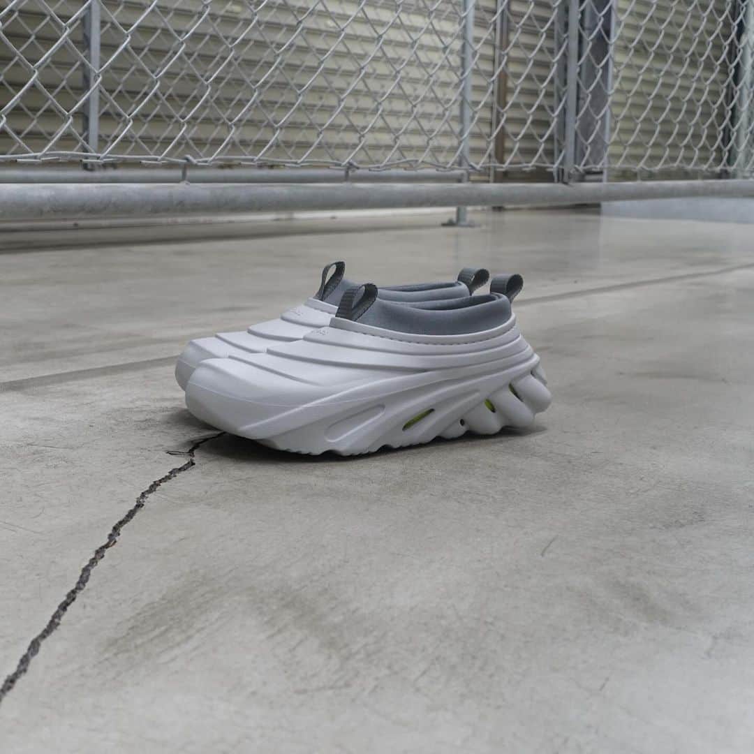 のインスタグラム：「crocs ECHO STORM」