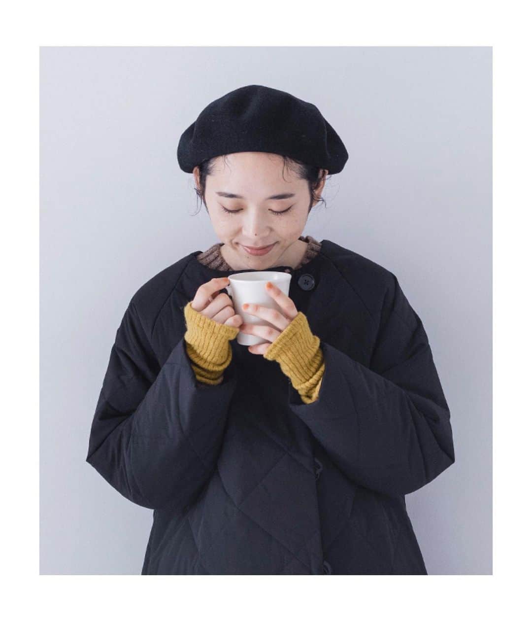 麻絵さんのインスタグラム写真 - (麻絵Instagram)「@natulan_official 🧣🧤❄️ そろそろ冬小物も活躍の季節ですねえ〜。」11月9日 11時17分 - asaesan