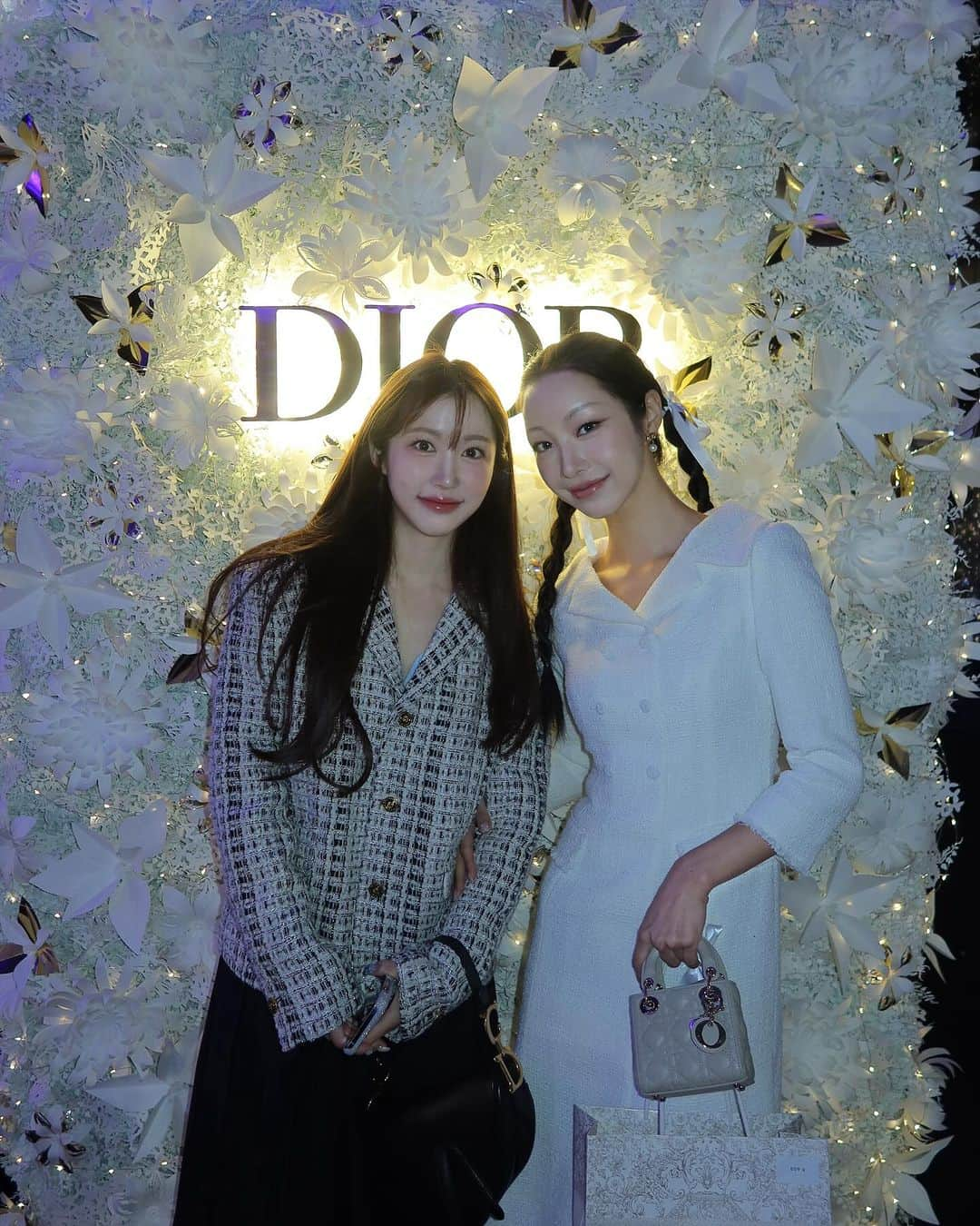 COCO さんのインスタグラム写真 - (COCO Instagram)「Dreamy winter by Dior🤍」11月9日 12時14分 - rilaccoco